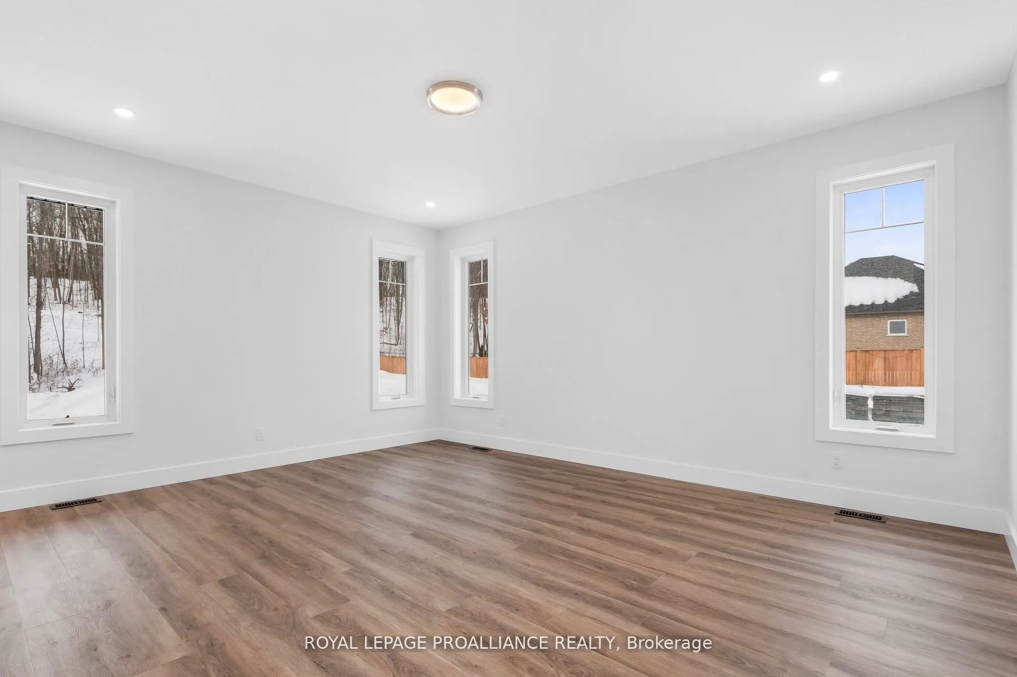 38 Riverside Trail