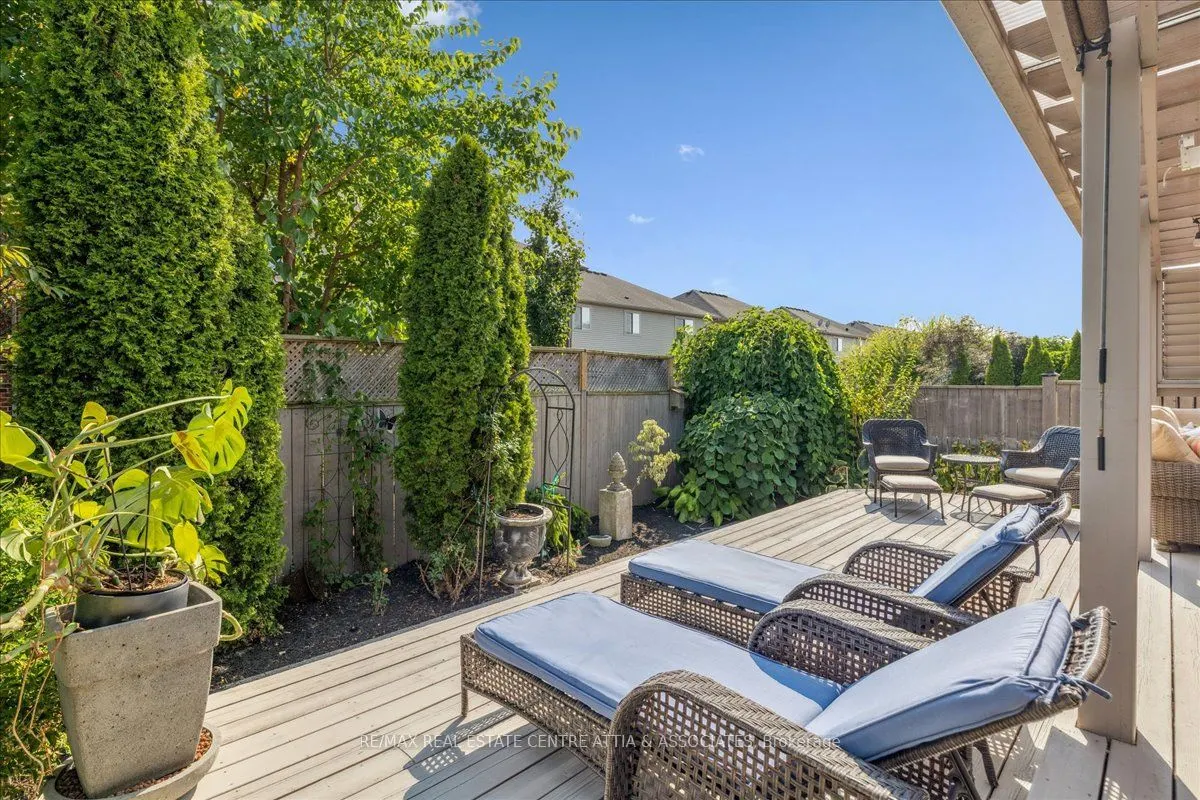 4876 Allan Court