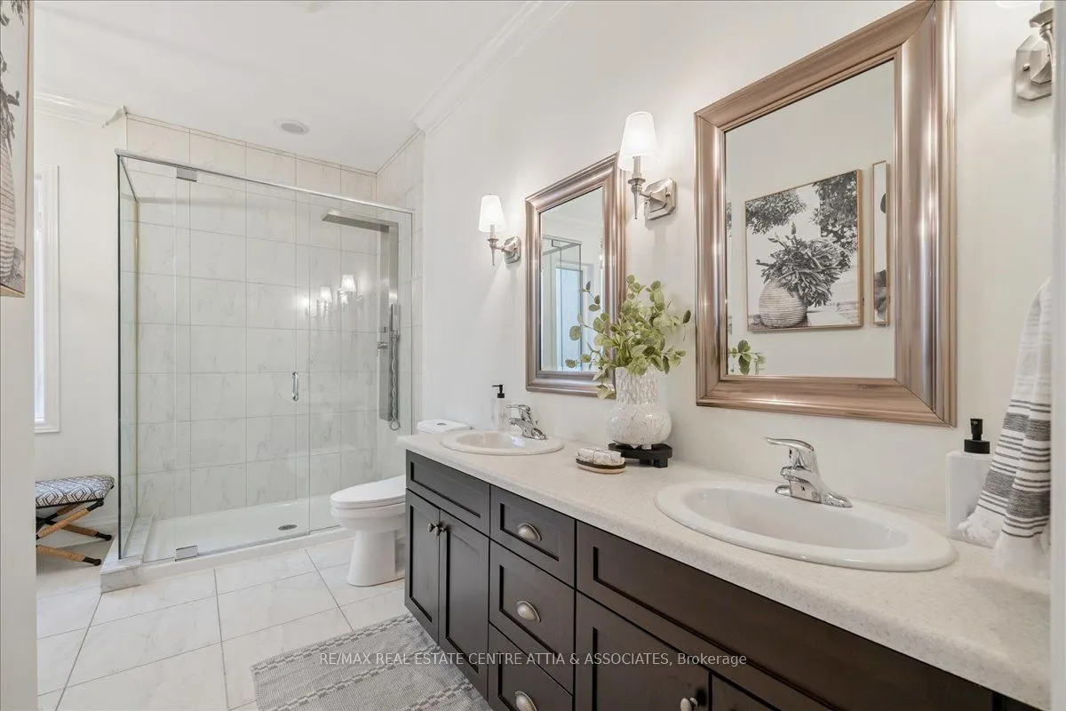 4876 Allan Court