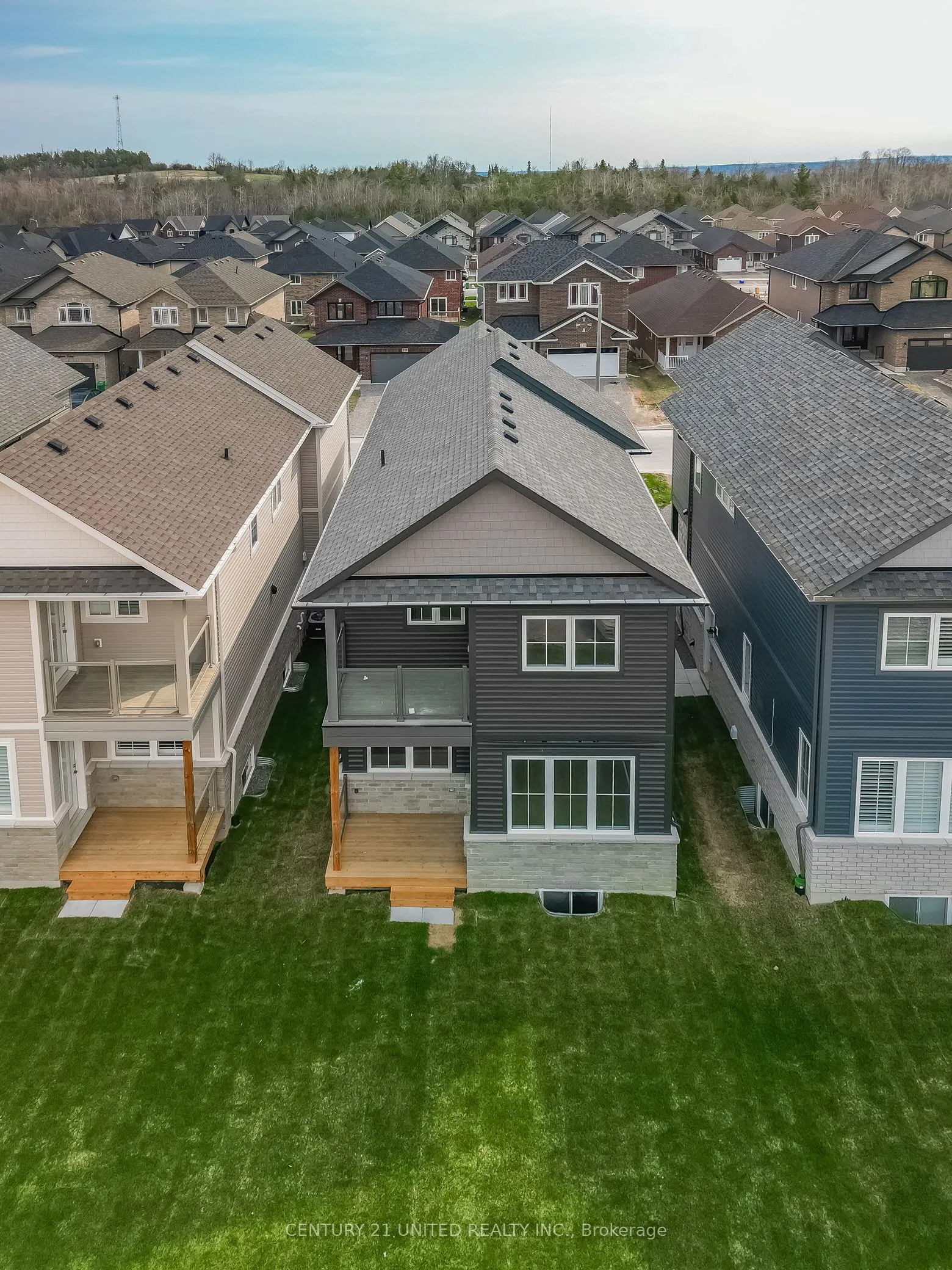 319 Mullighan Gardens