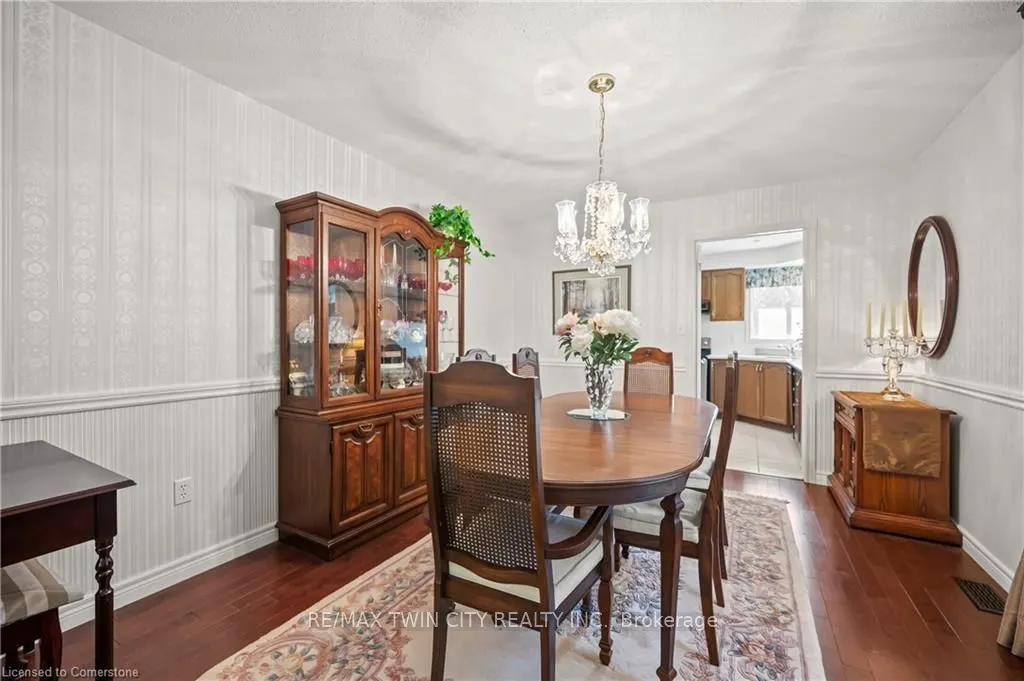 34 Gowinlock Court