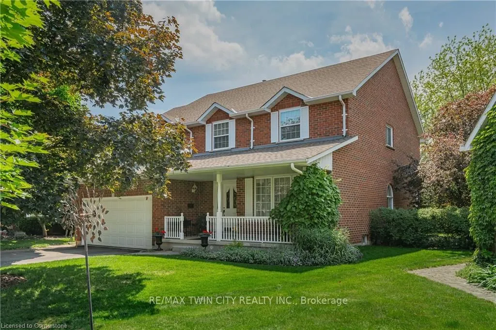 34 Gowinlock Court