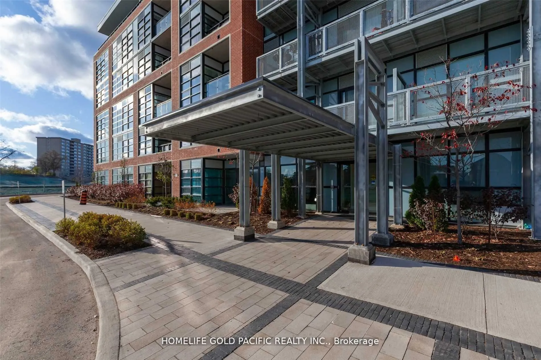 15 Prince Albert Boulevard, #114