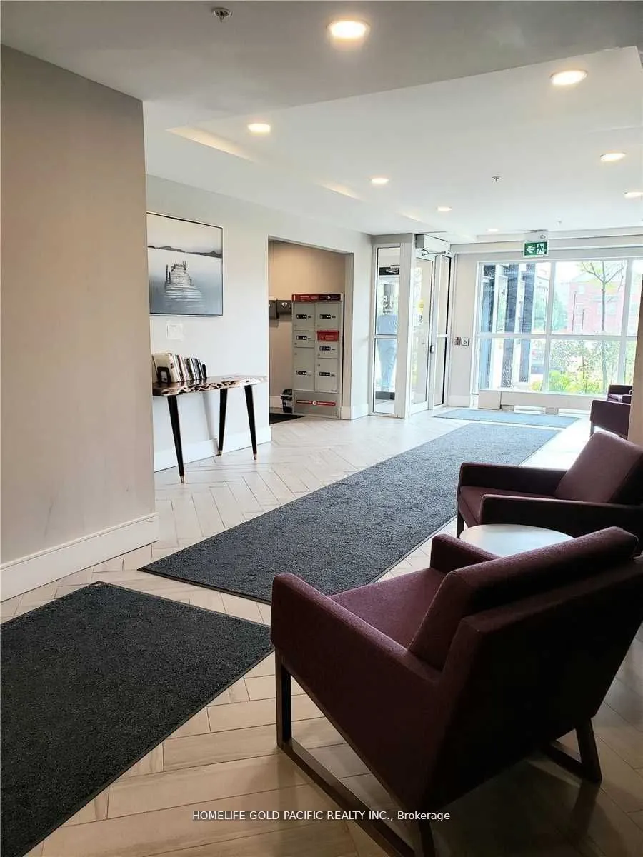 15 Prince Albert Boulevard, #114
