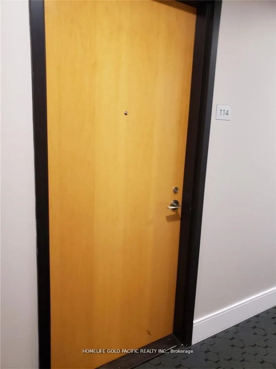 15 Prince Albert Boulevard, #114