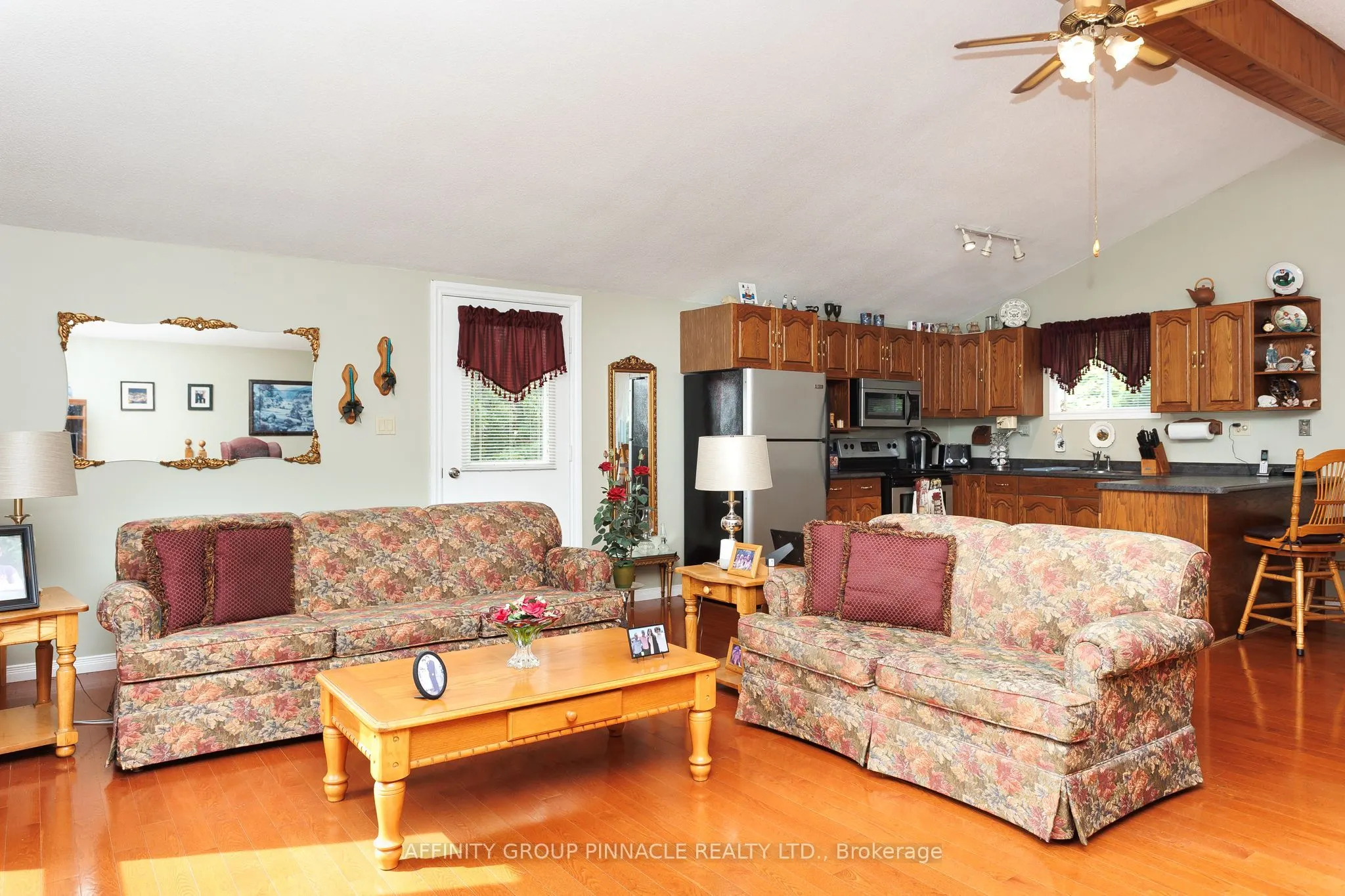 3 Hemlock Street