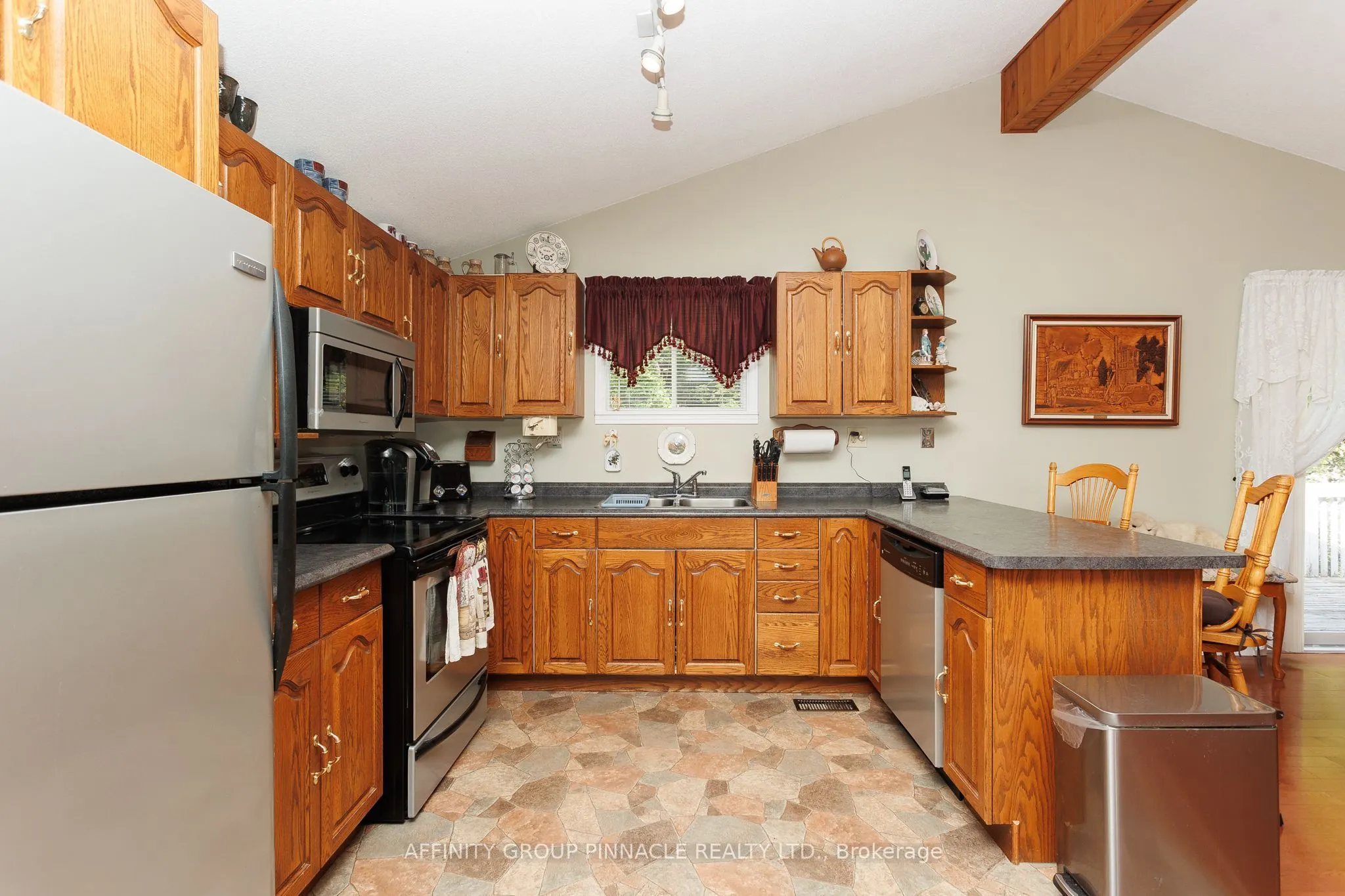 3 Hemlock Street
