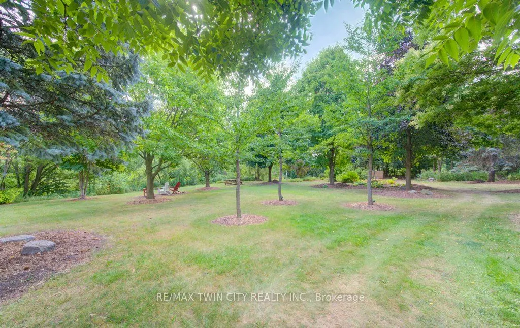 369 George Street N, #3