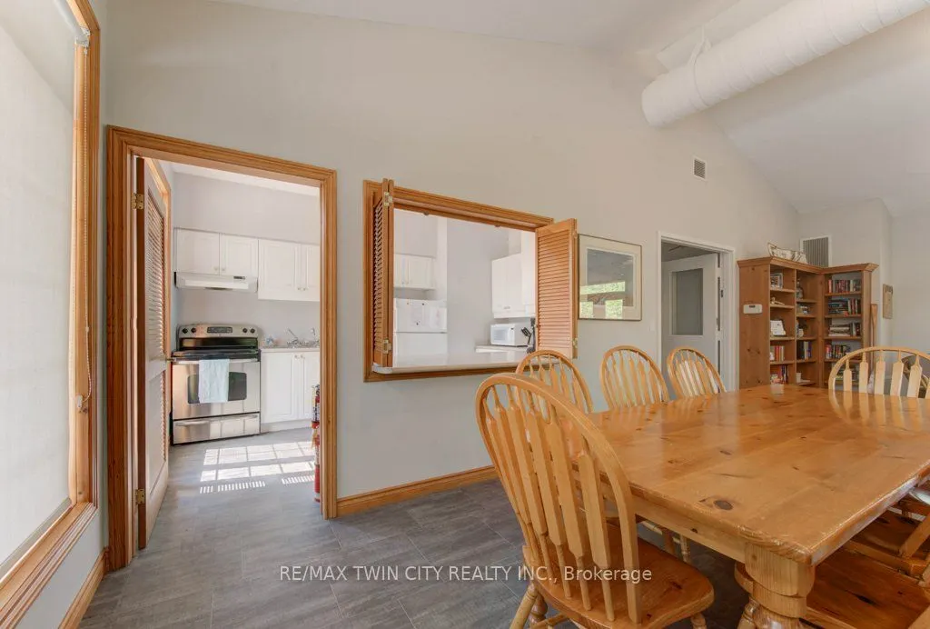 369 George Street N, #3