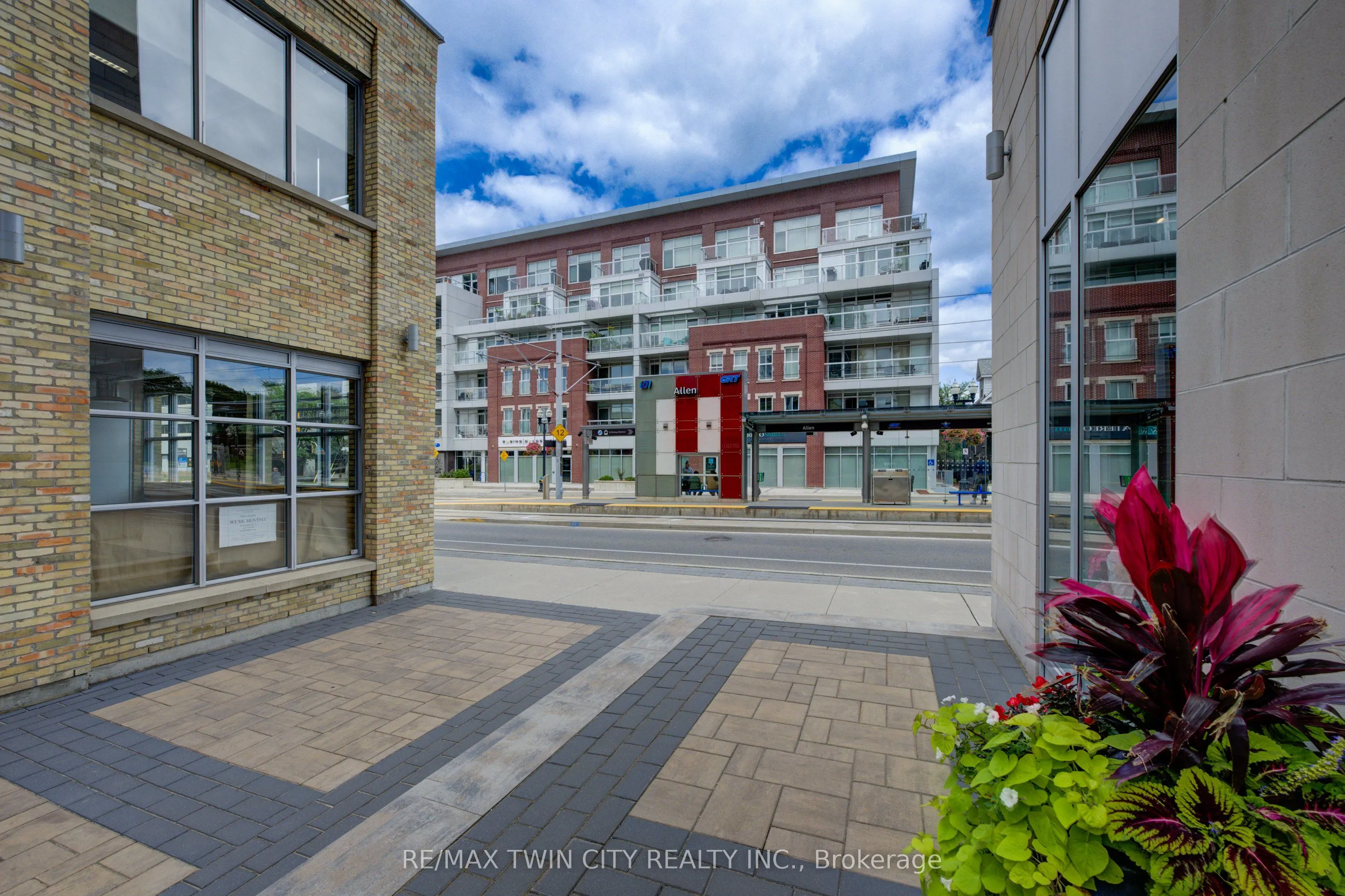 191 KING Street S, #713