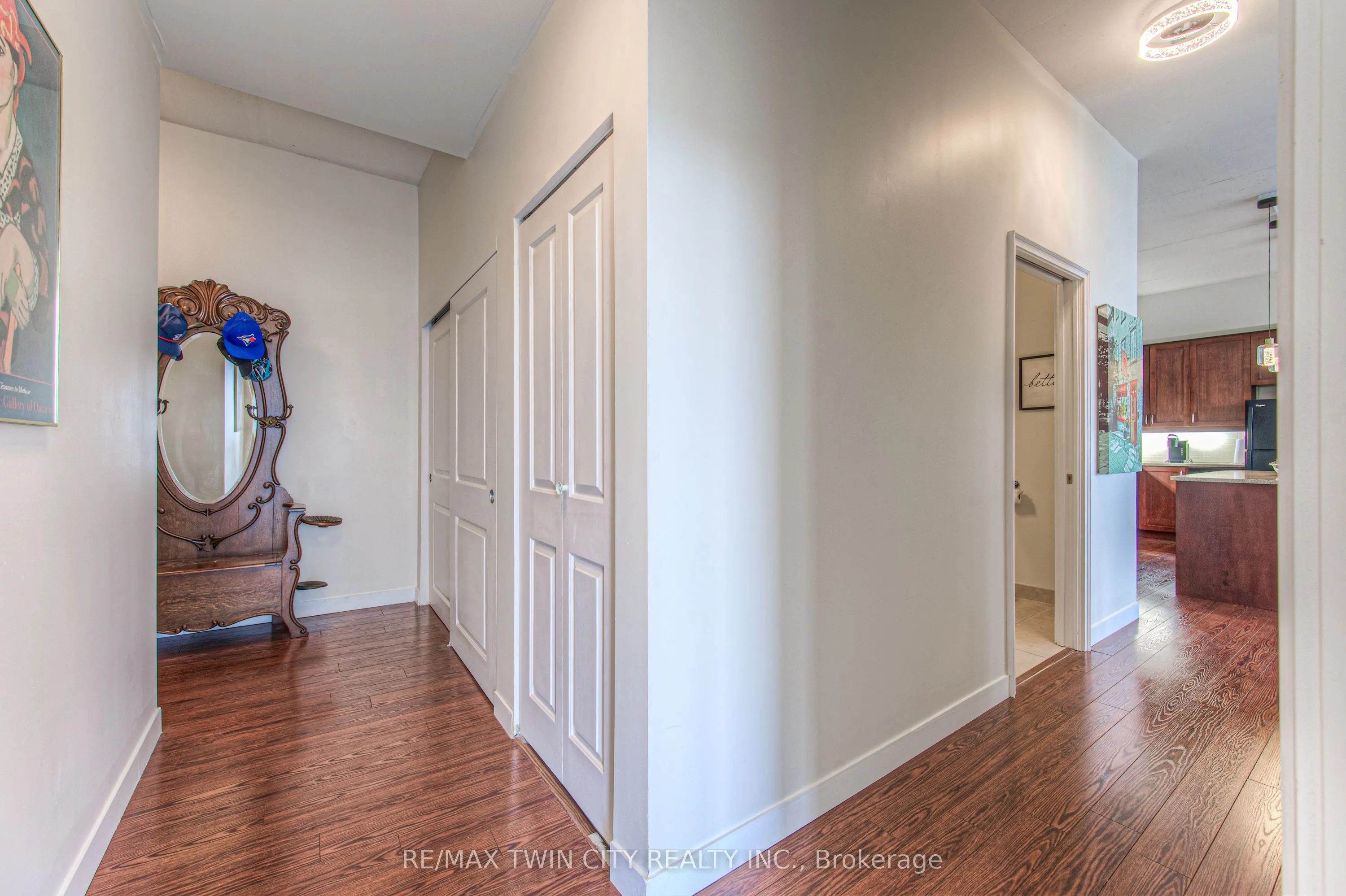 191 KING Street S, #713
