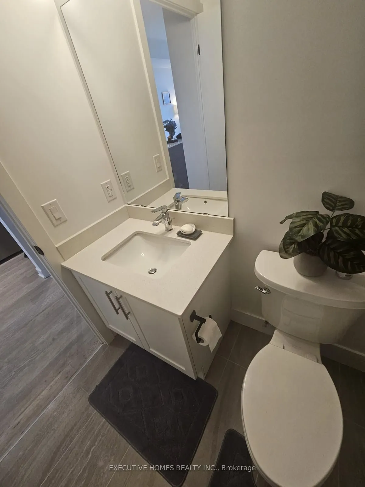 2782 Barton Street, #1301