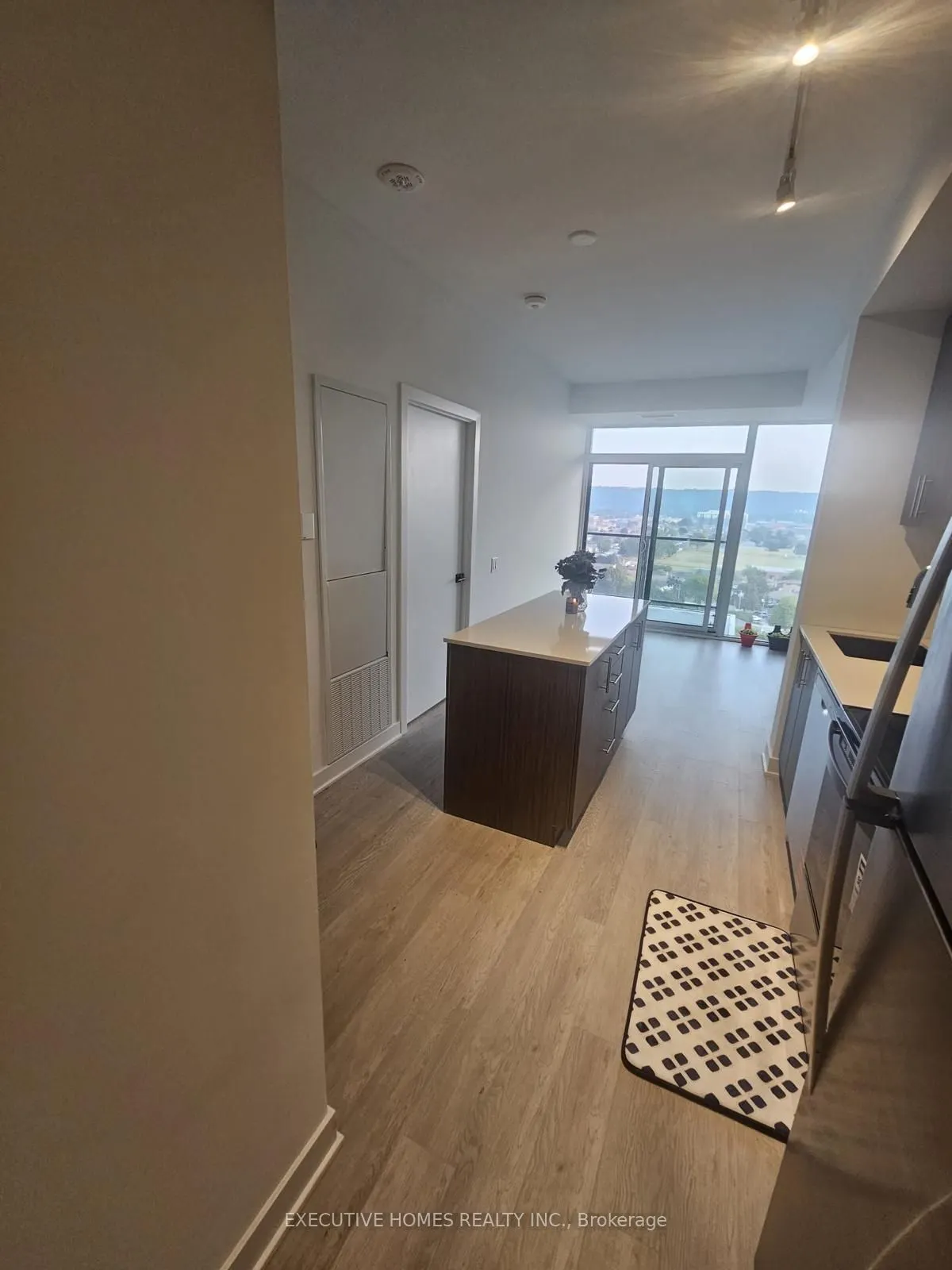 2782 Barton Street, #1301