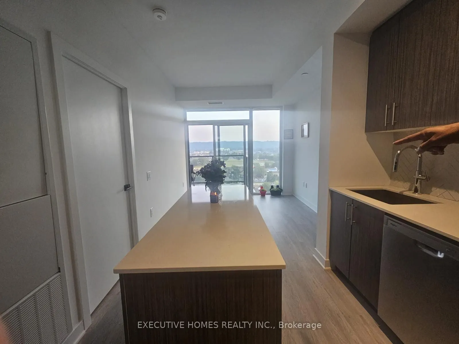 2782 Barton Street, #1301