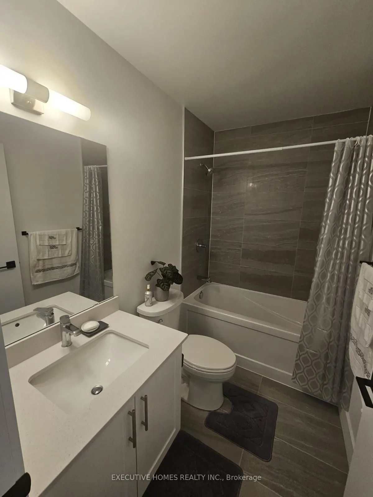 2782 Barton Street, #1301