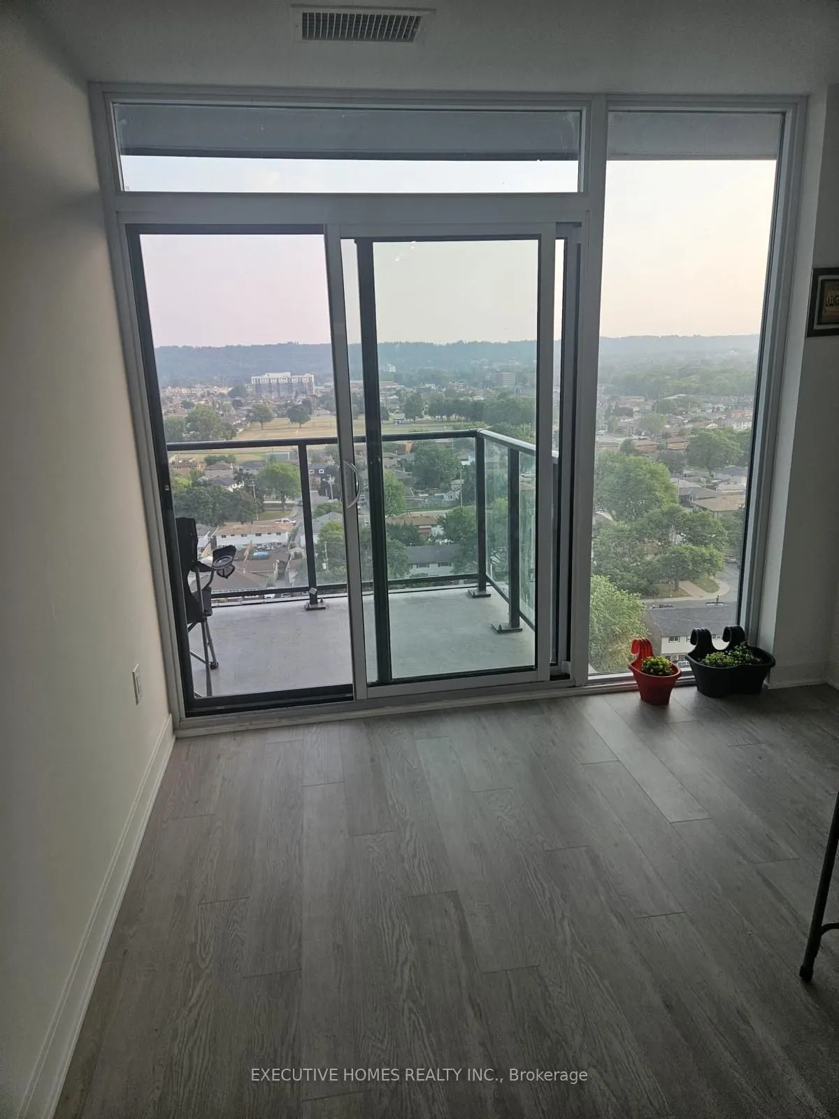 2782 Barton Street, #1301