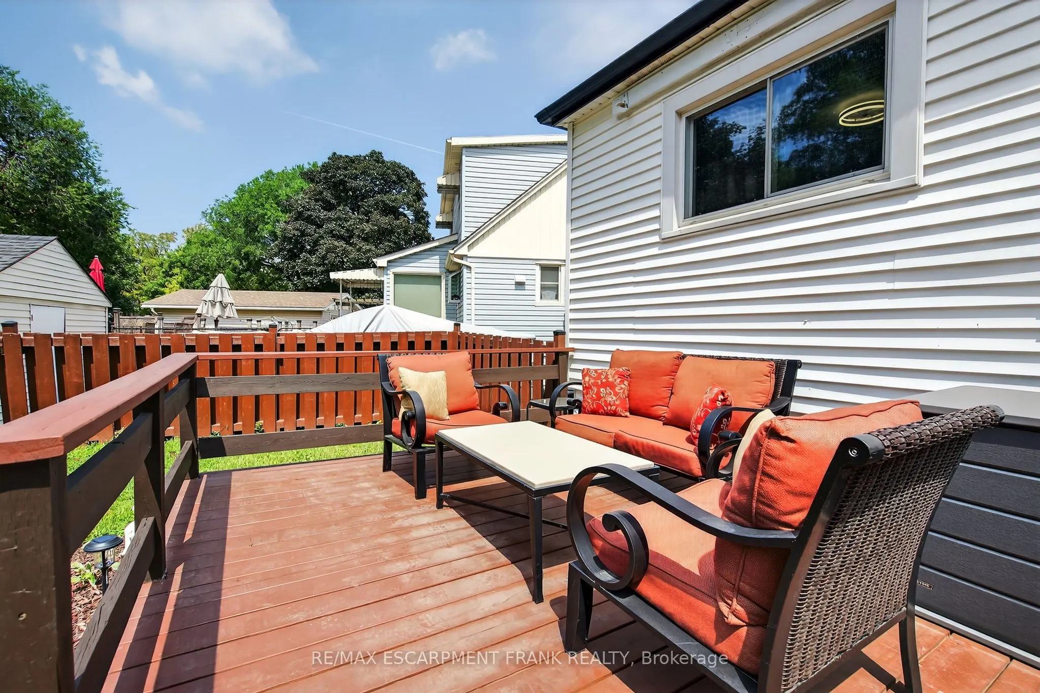 64 Vola Court