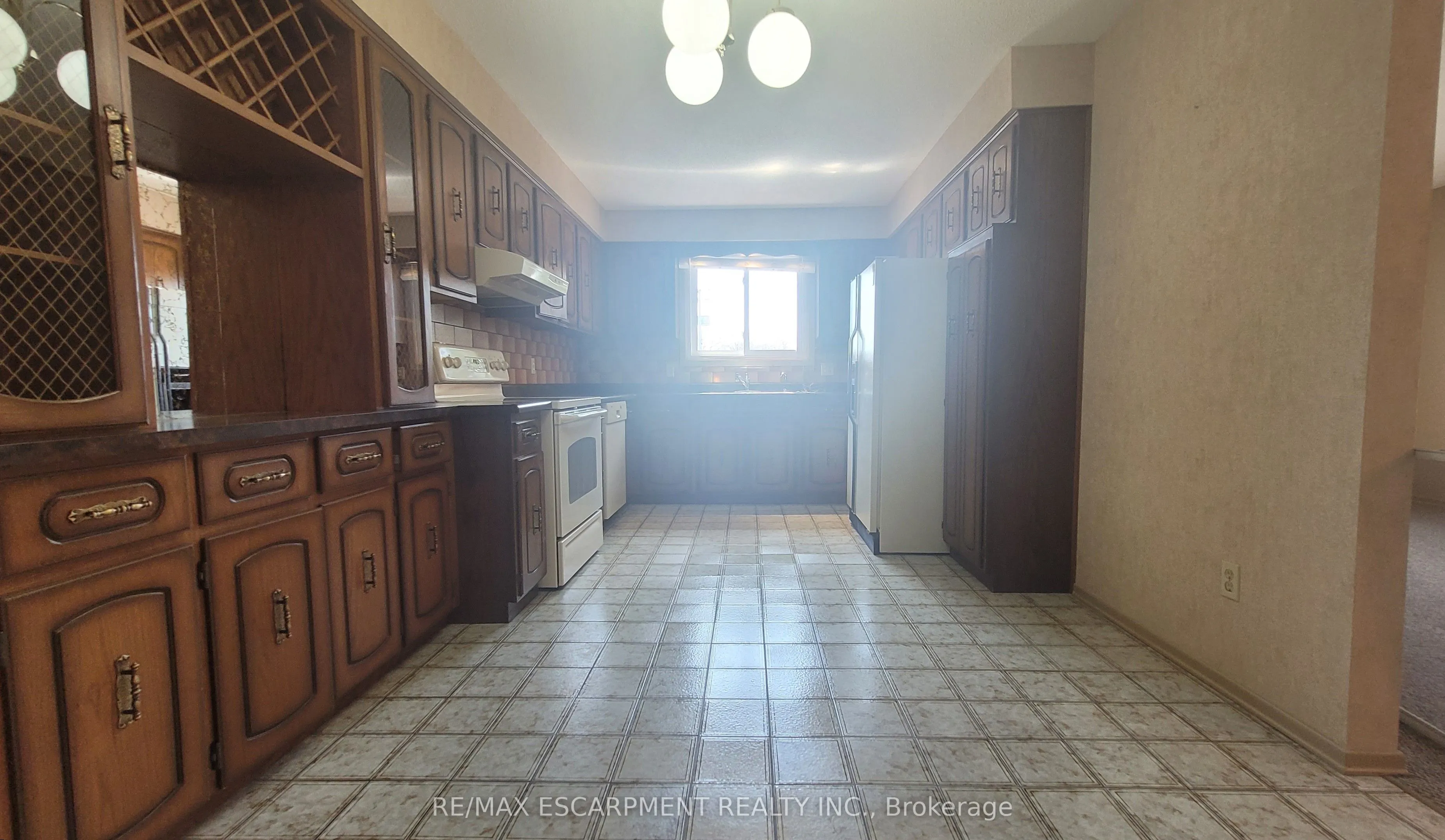 325 Fairview Drive