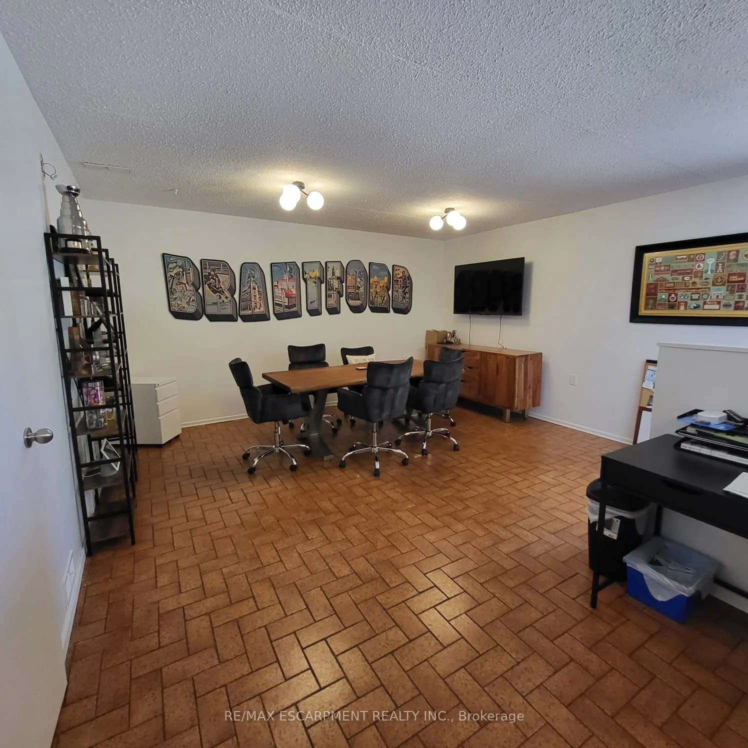 325 Fairview Drive