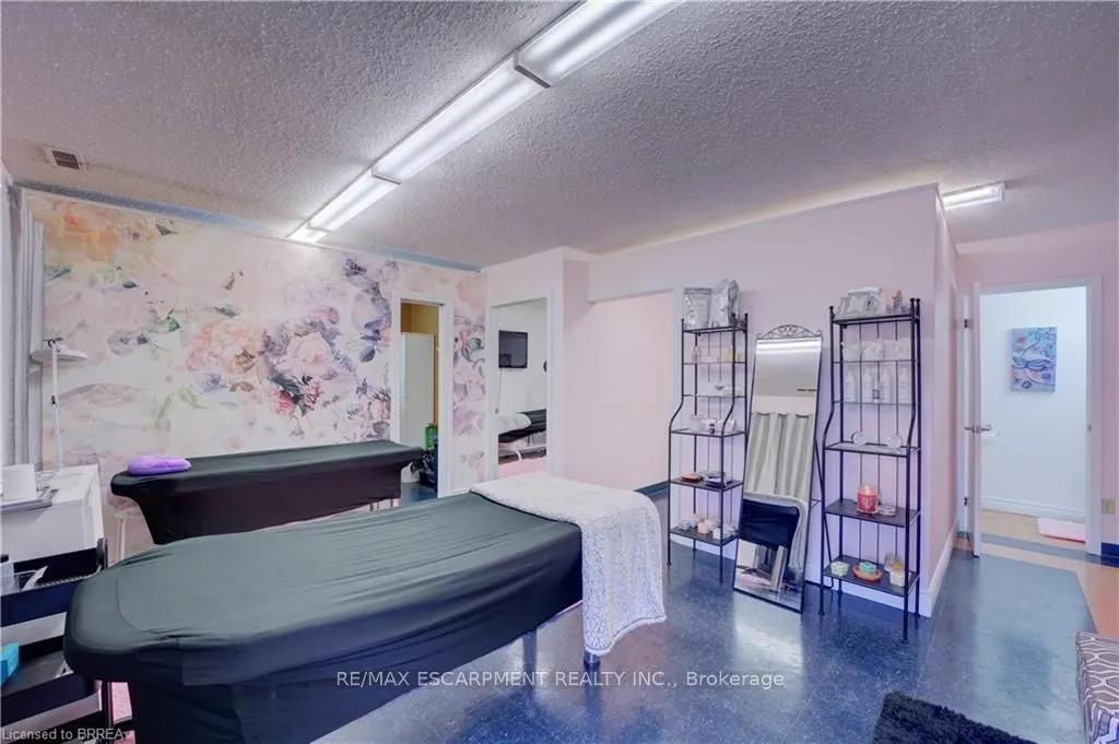 325 Fairview Drive