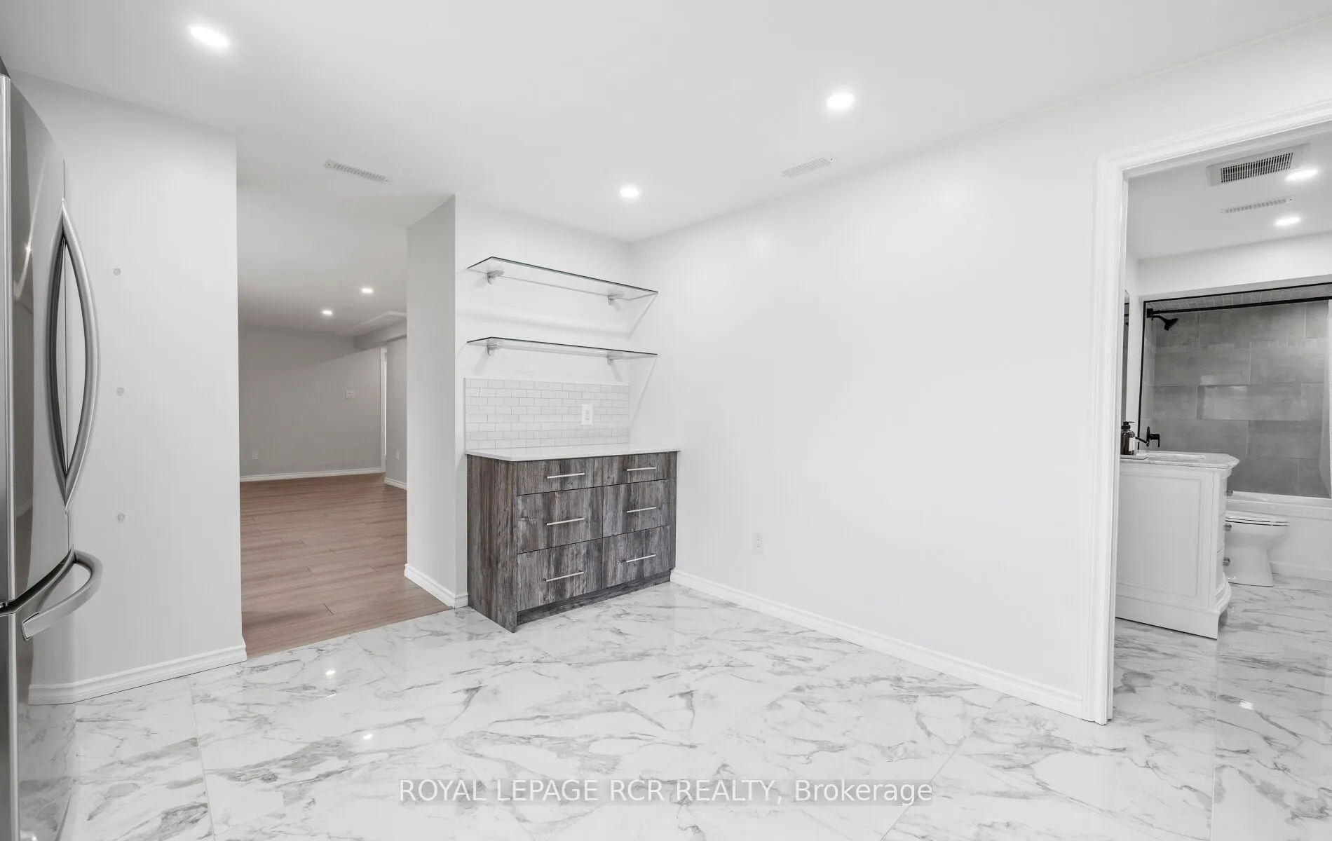 10 Peter Street
