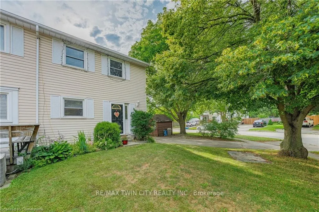 1400 Wildren Place