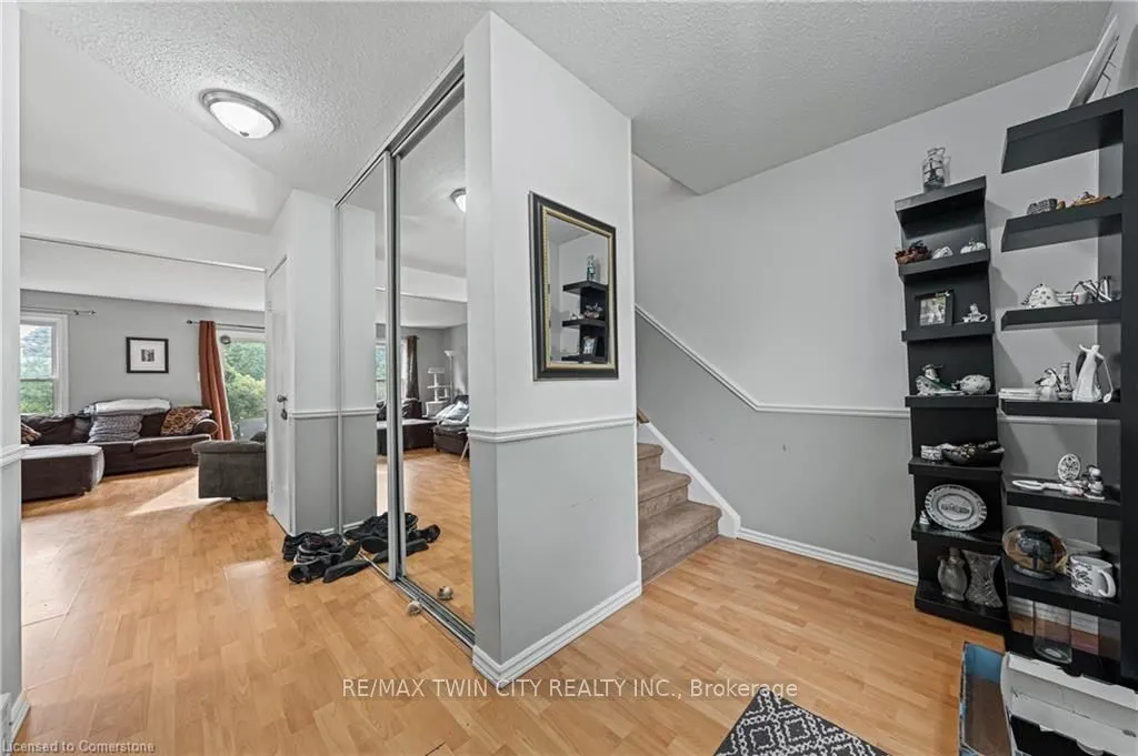 1400 Wildren Place