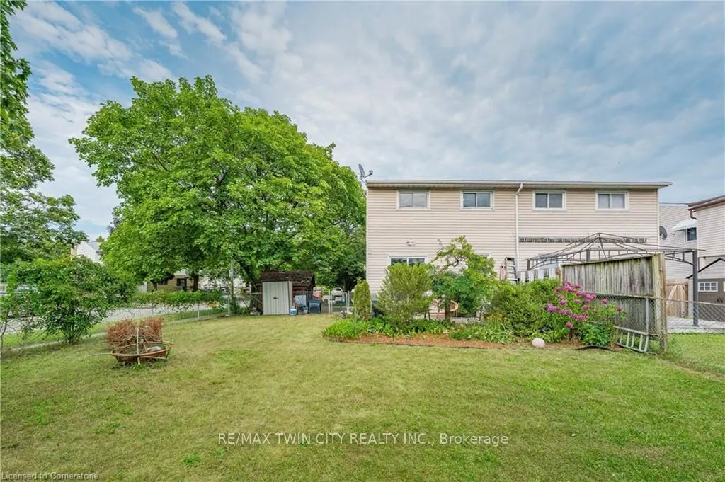 1400 Wildren Place