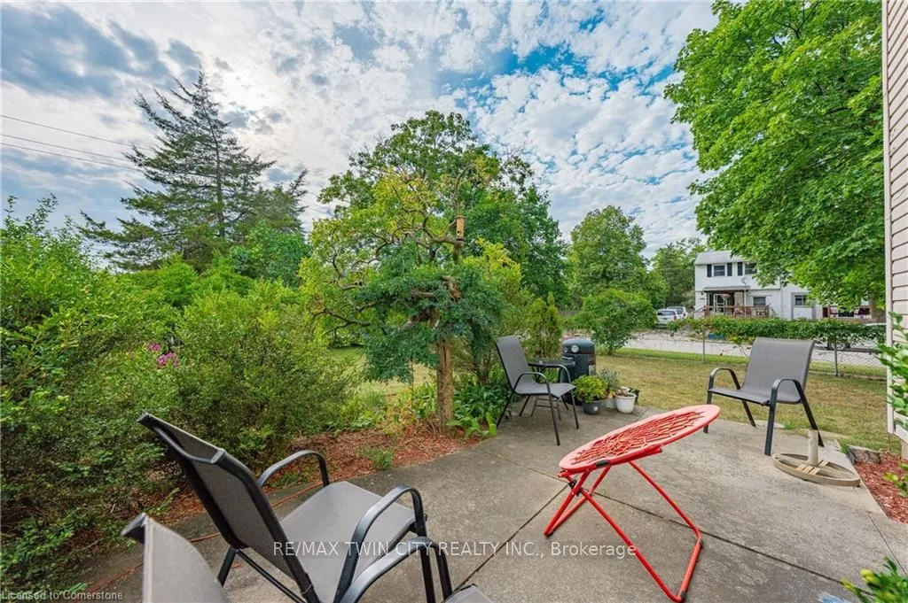 1400 Wildren Place