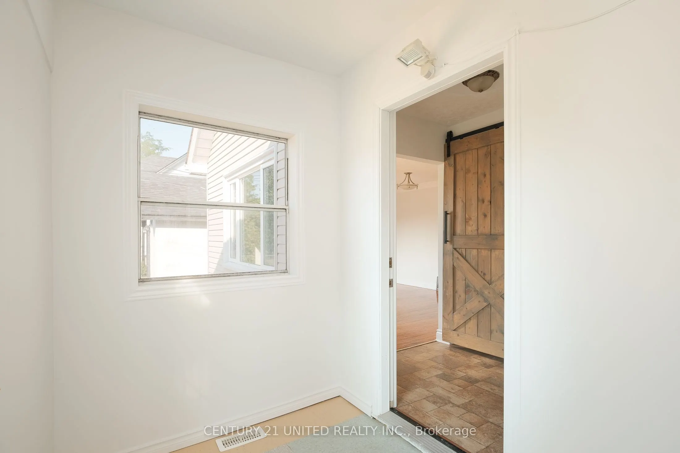 334 Mckellar Street