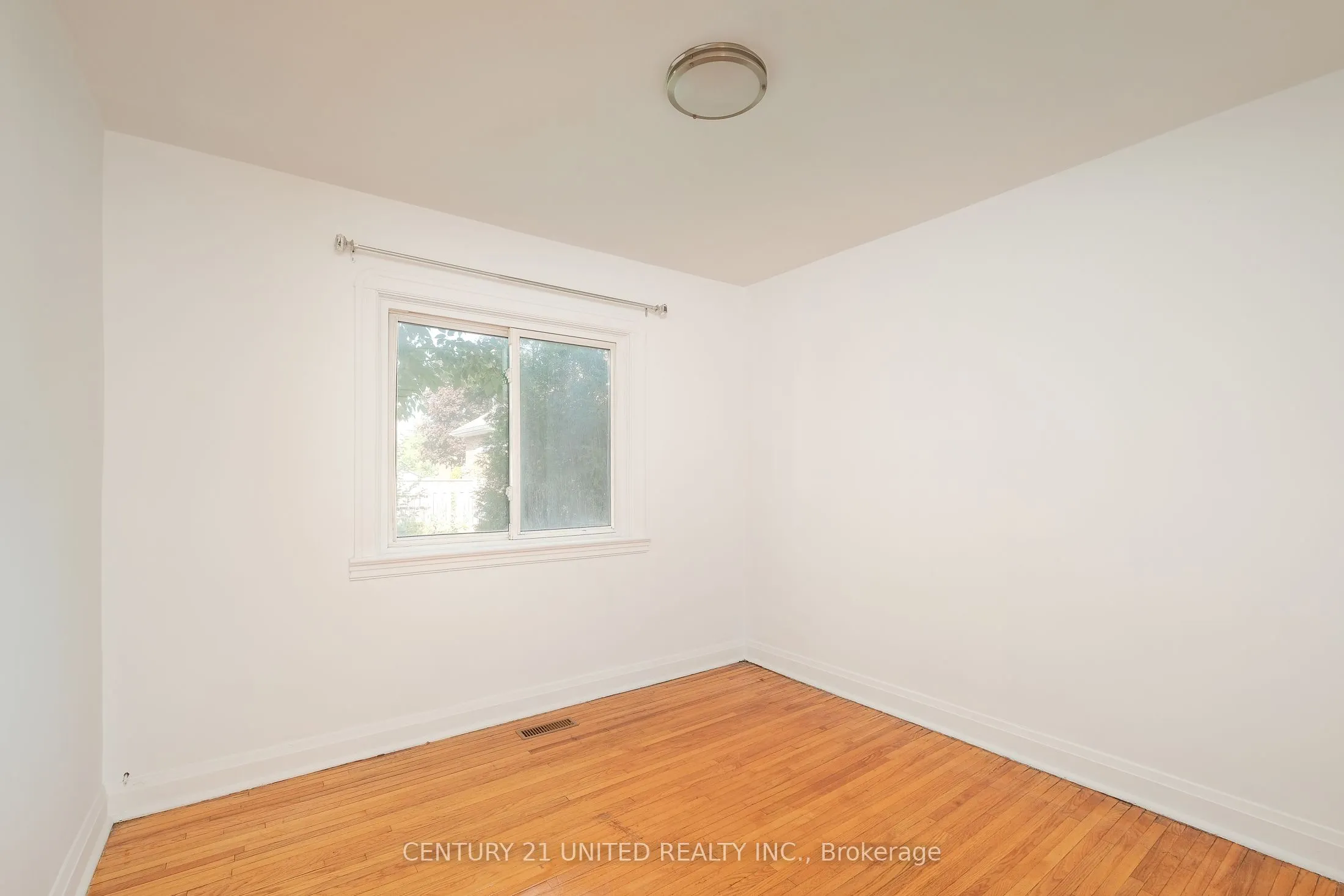 334 Mckellar Street