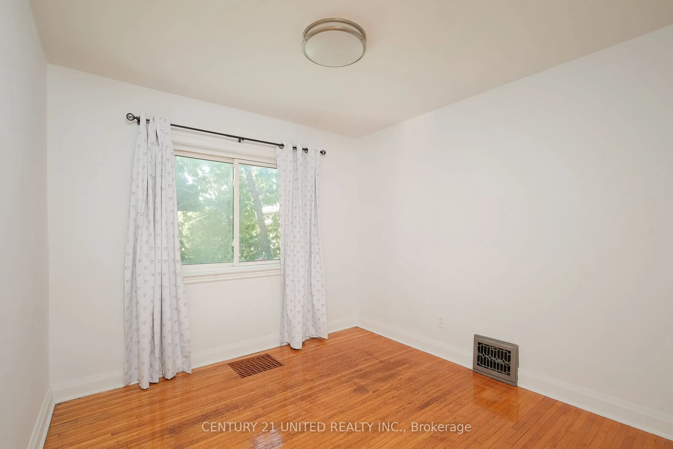 334 Mckellar Street