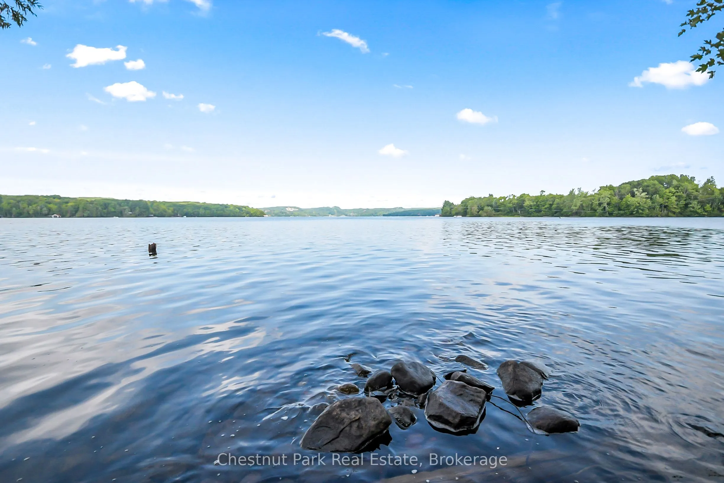 4 Hills Island