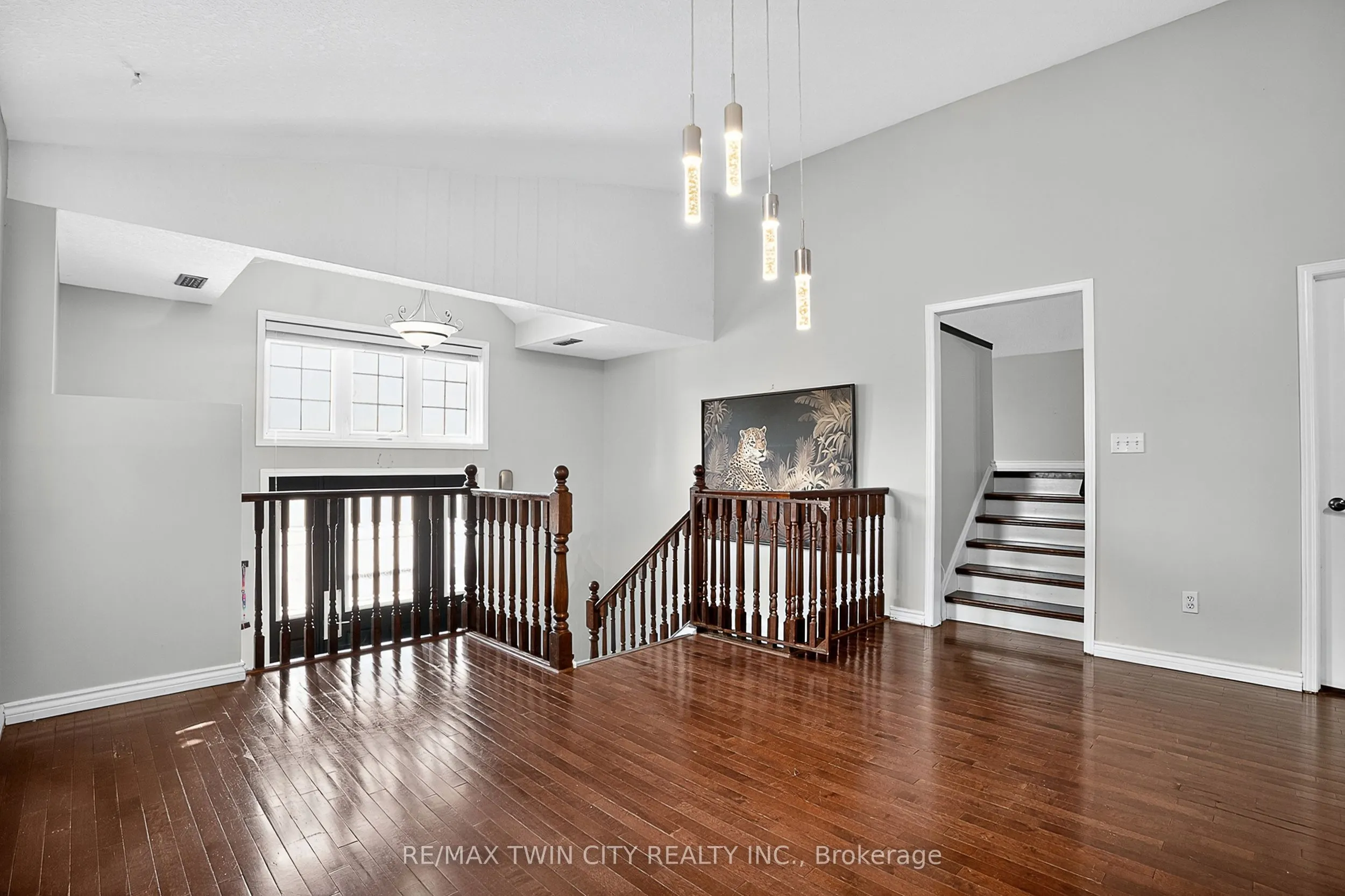 3 Wisteria Court