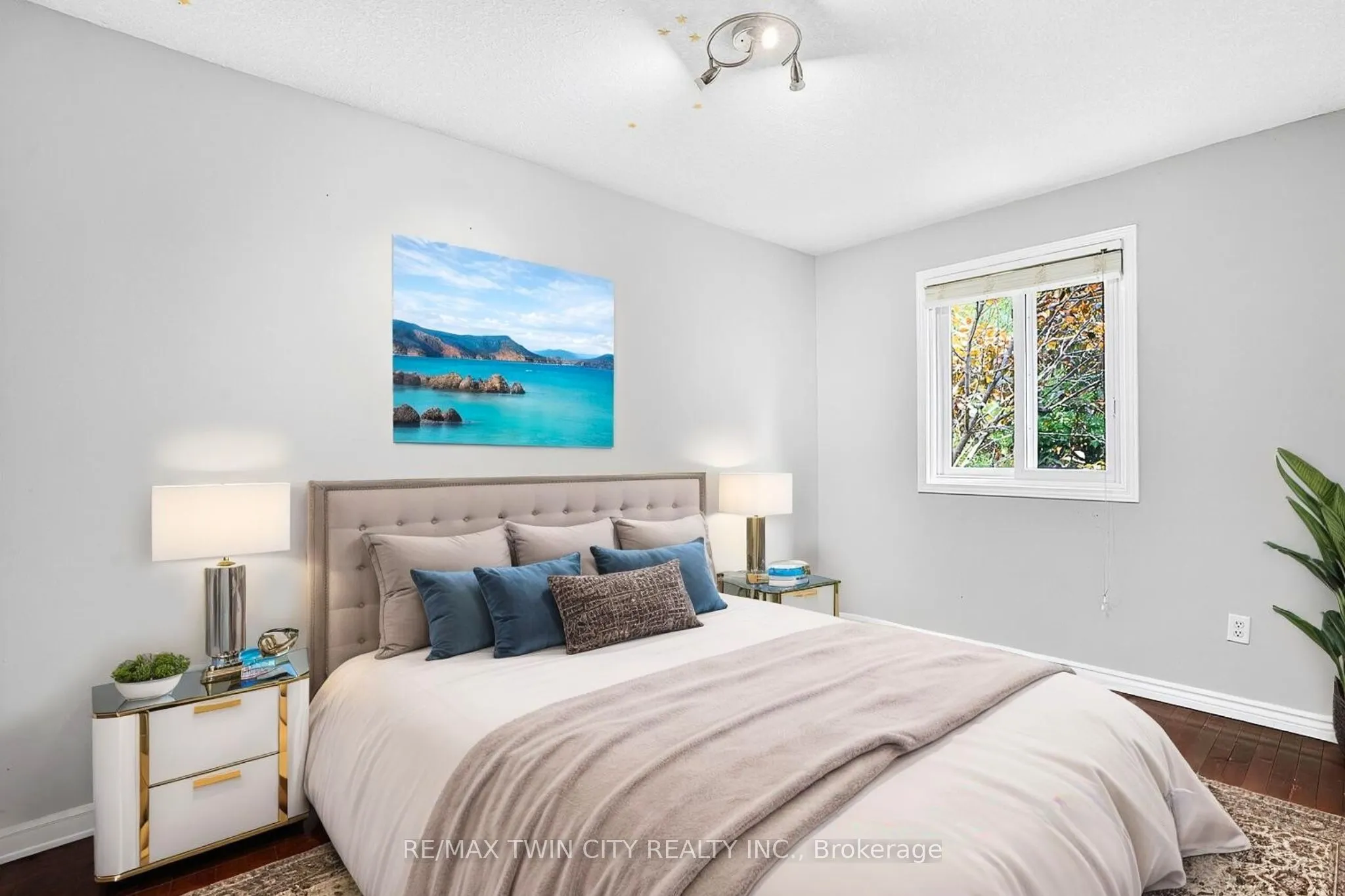3 Wisteria Court