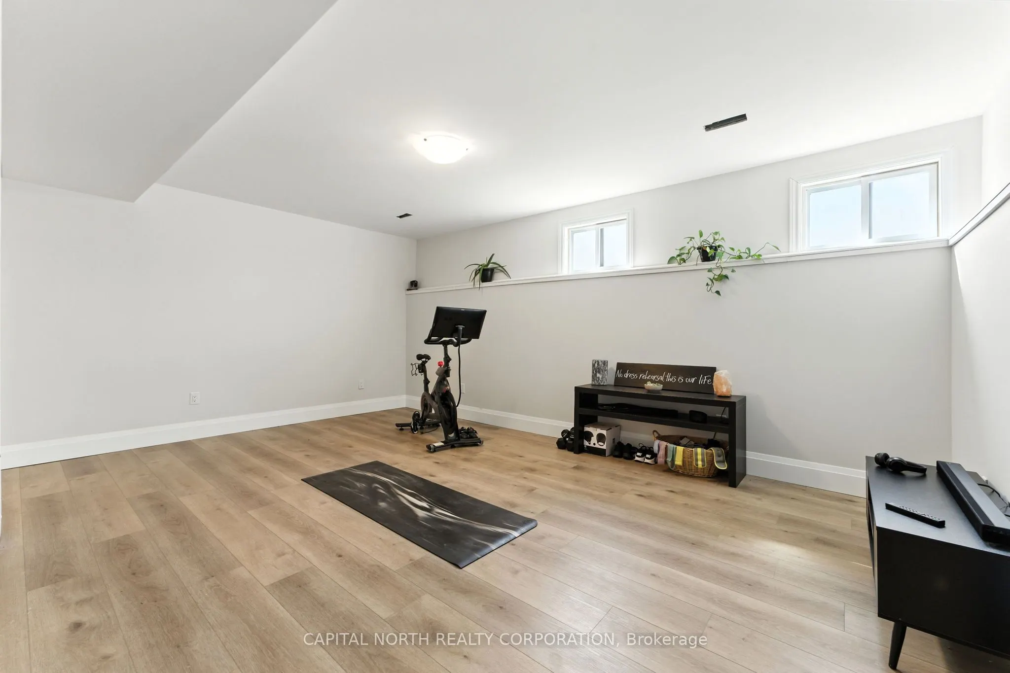 330 Concession 5 Road W