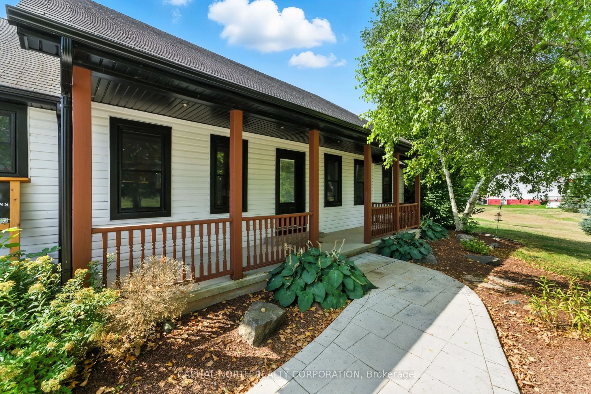330 Concession 5 Road W