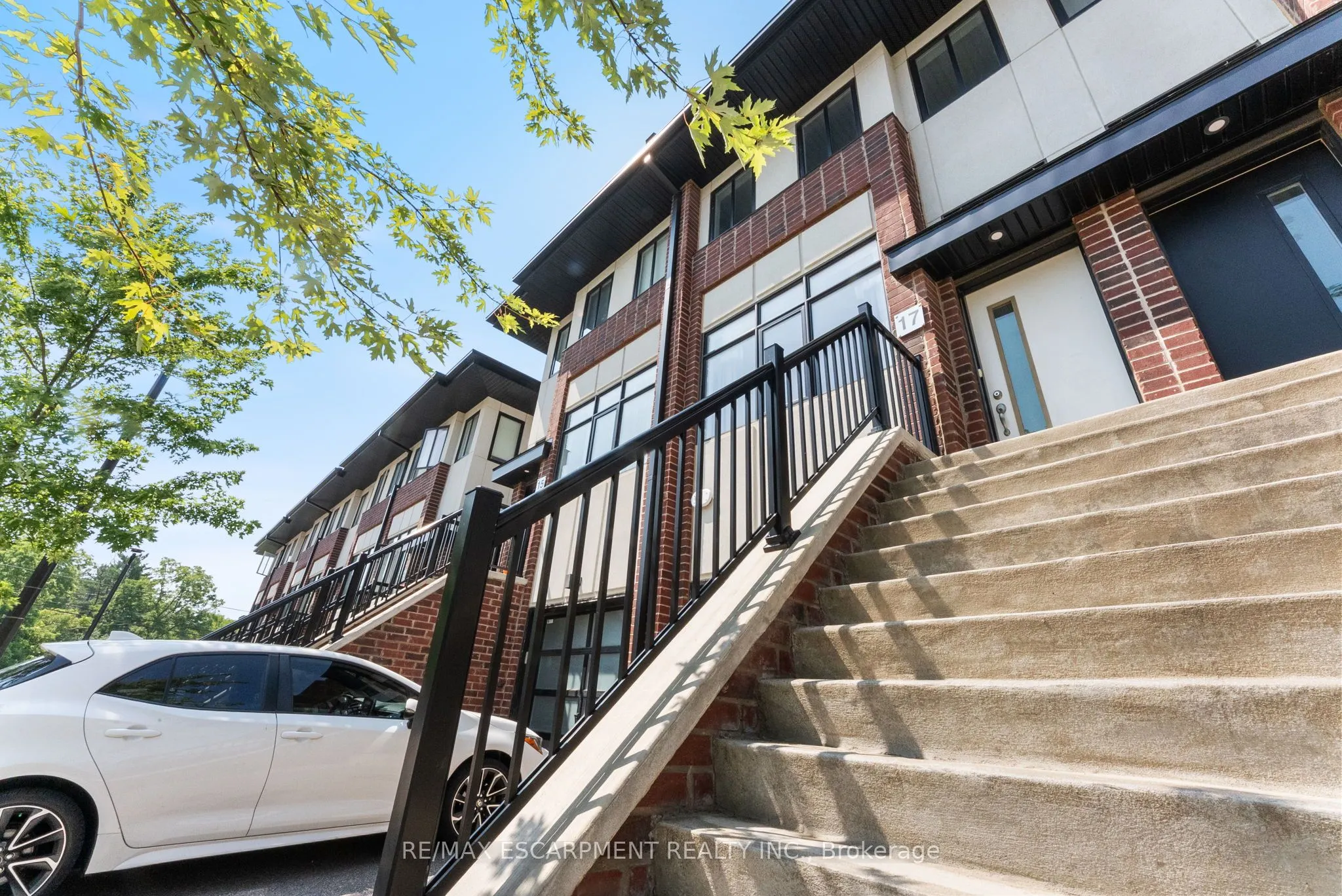 17 Mulhollard Lane, #17