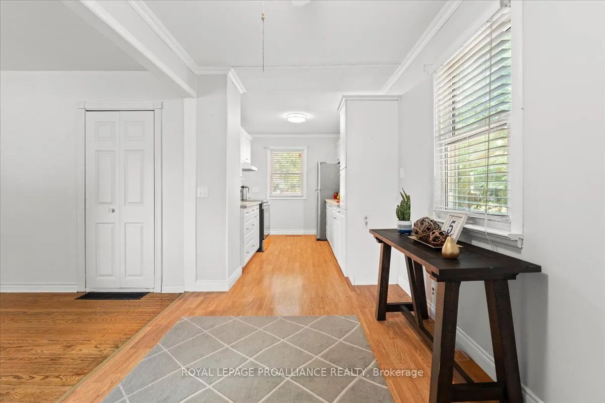 5 South Maloney Street