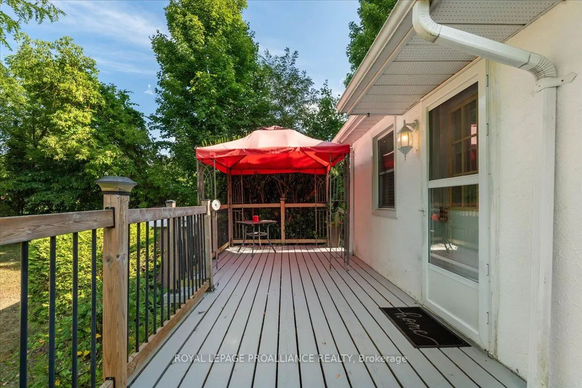 5 South Maloney Street