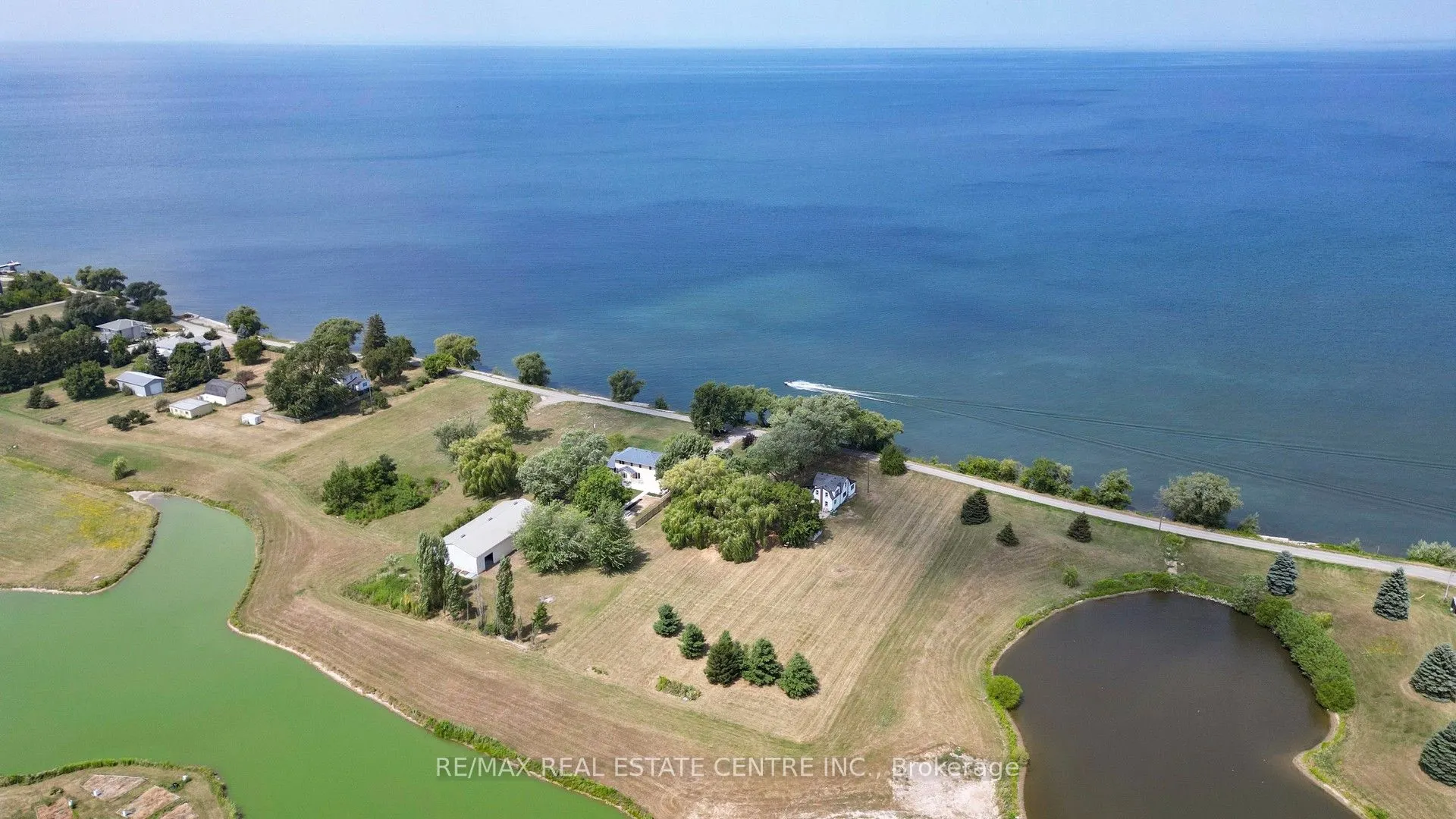 4036 Lakeshore Road