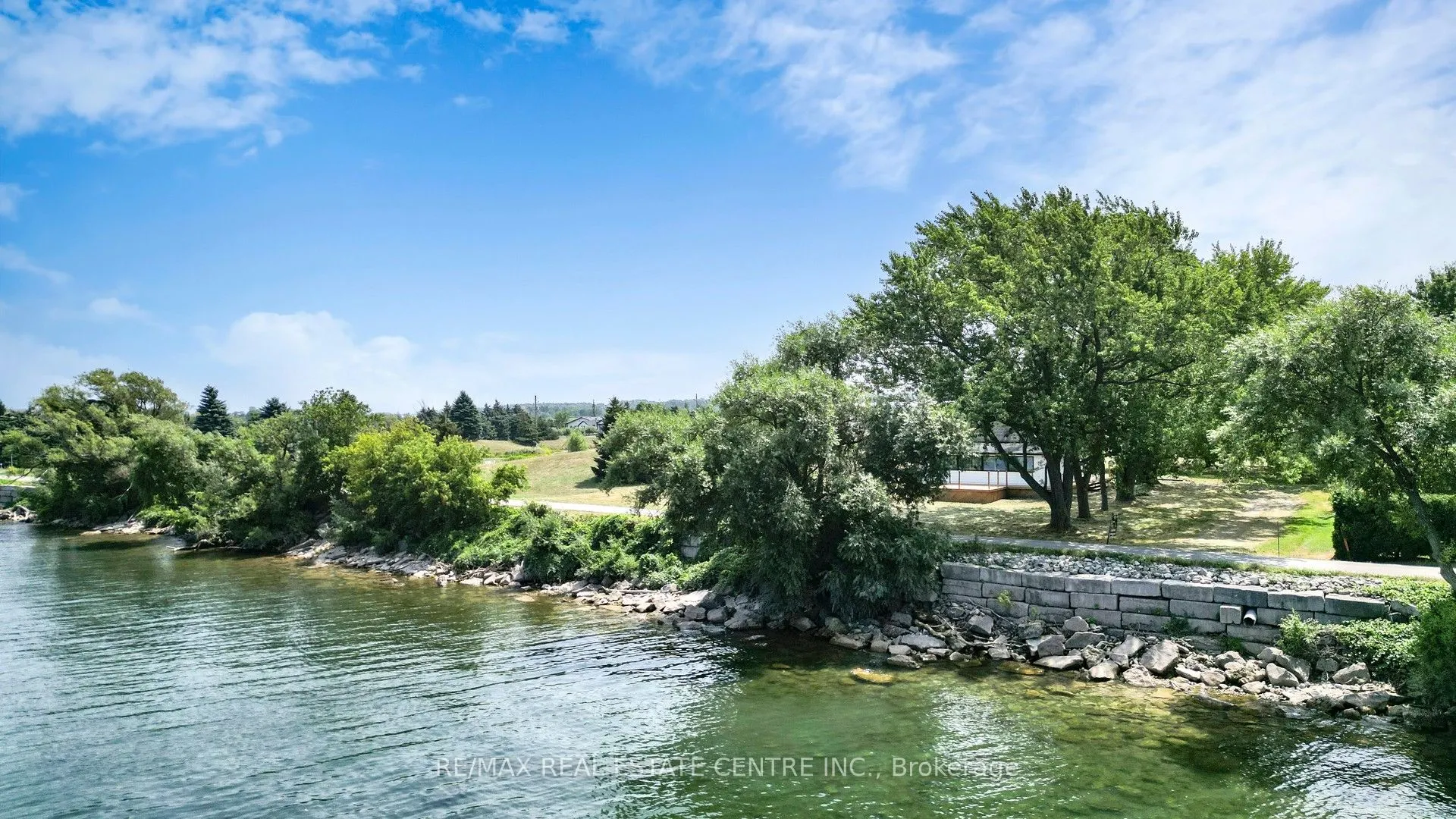 4036 Lakeshore Road