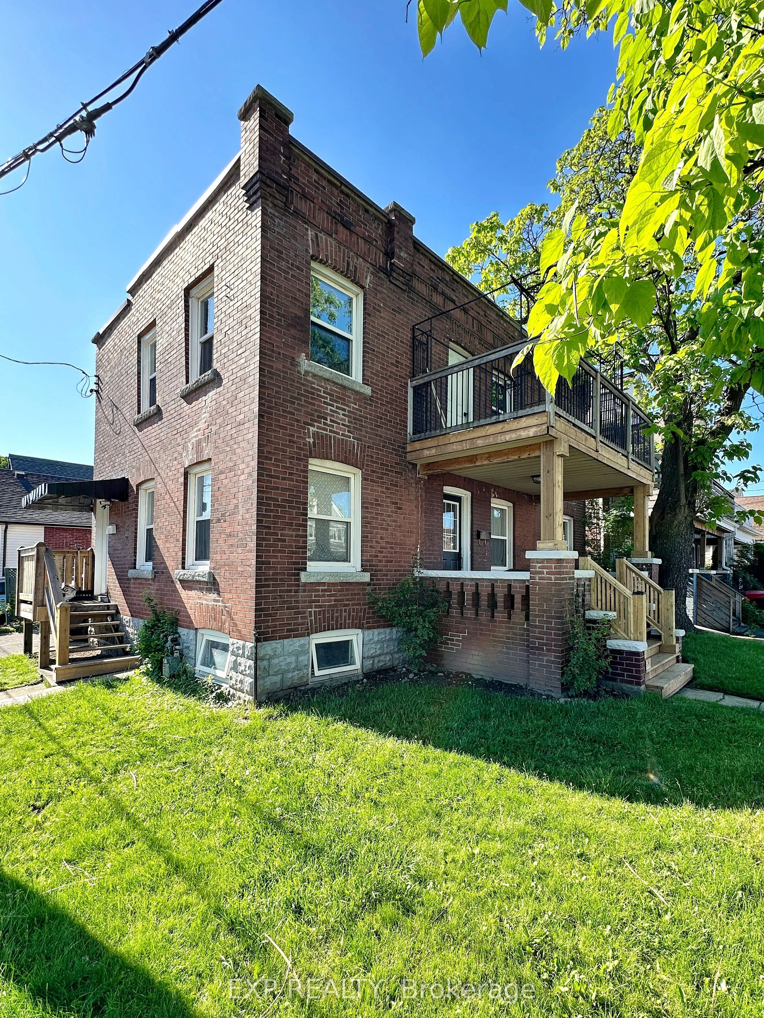 140 Gage Avenue N