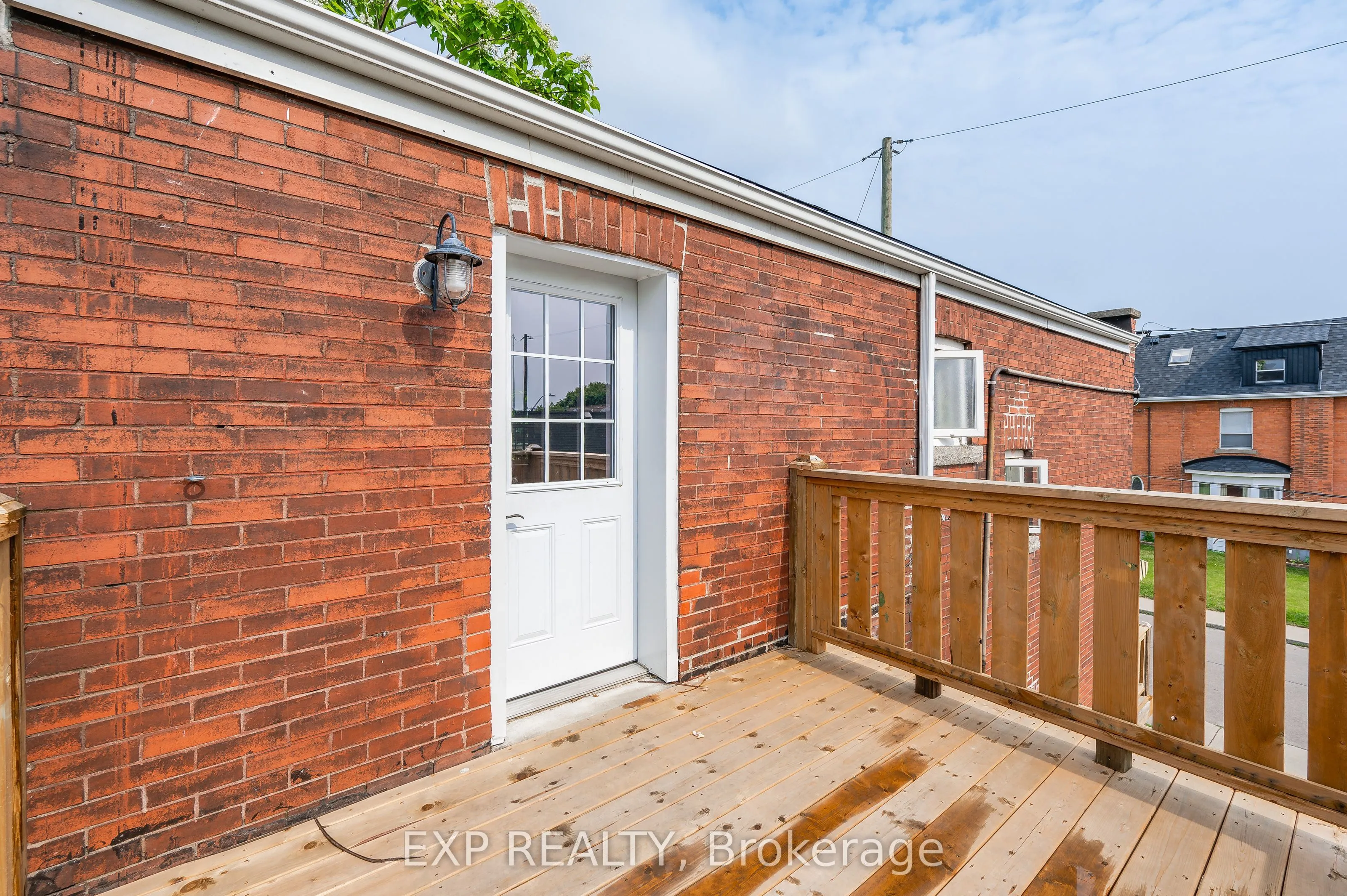 140 Gage Avenue N