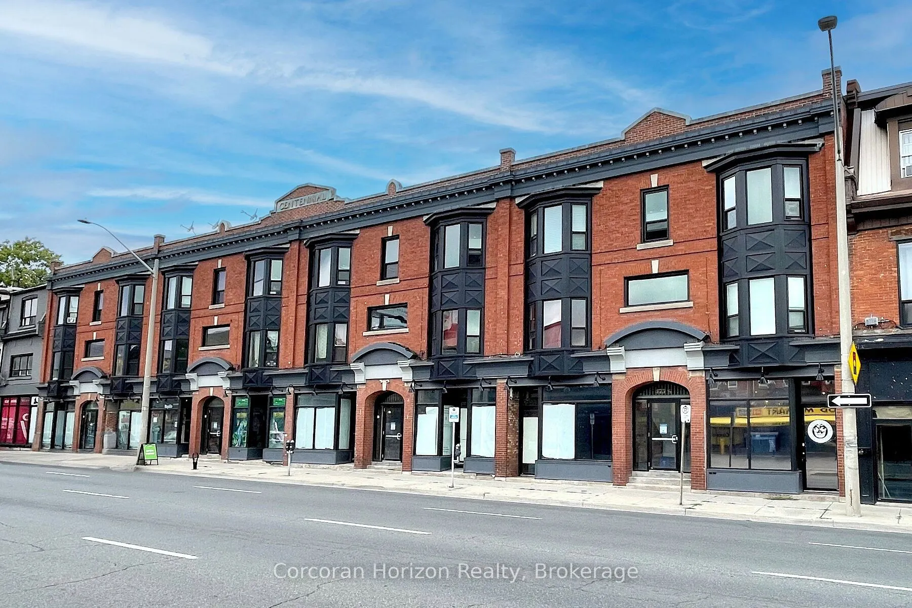 477 King Street E