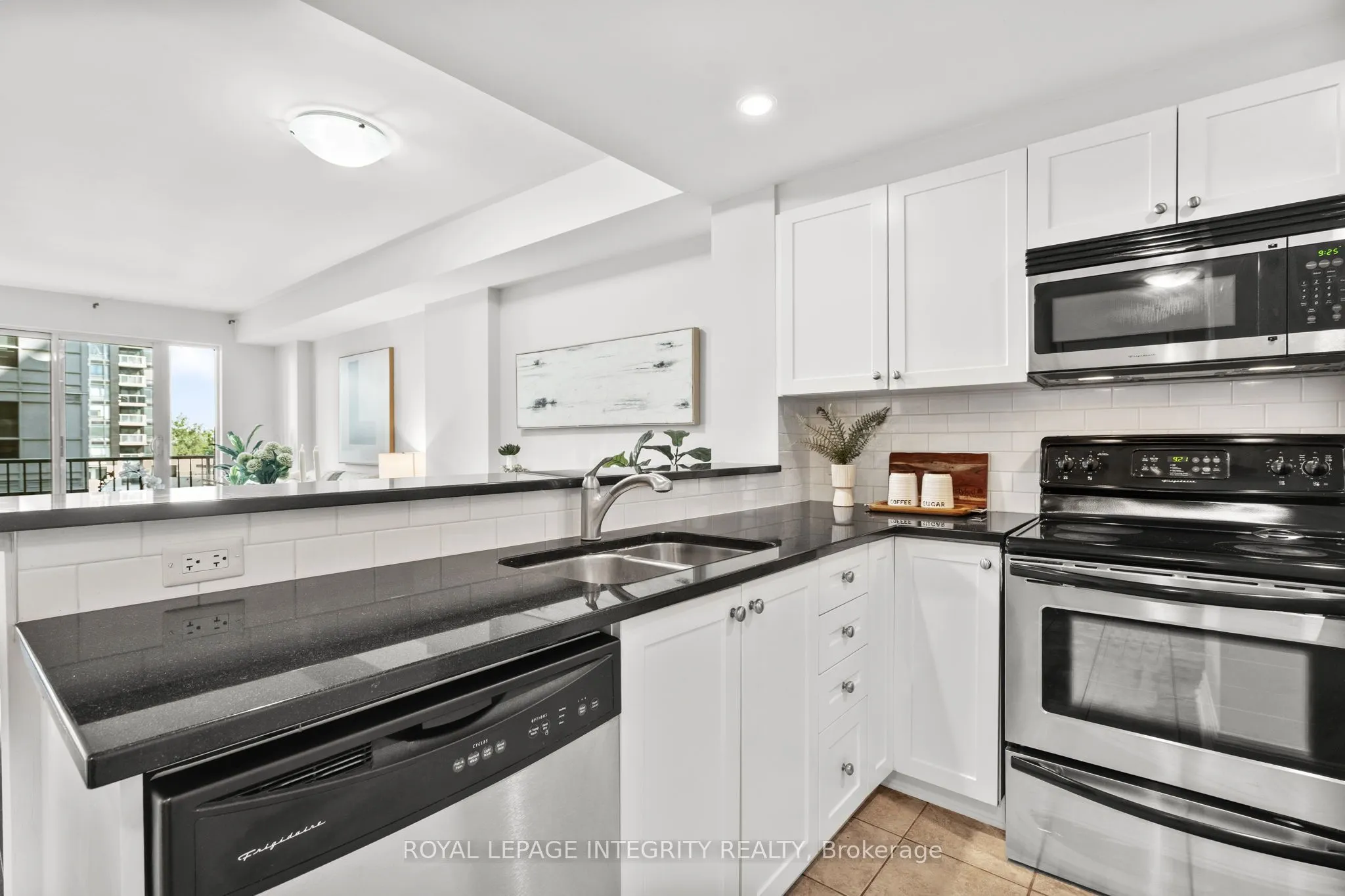 200 Besserer Street N, #309