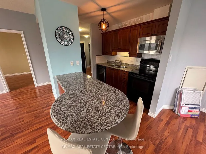 135 James Street S, #302