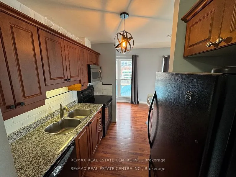 135 James Street S, #302