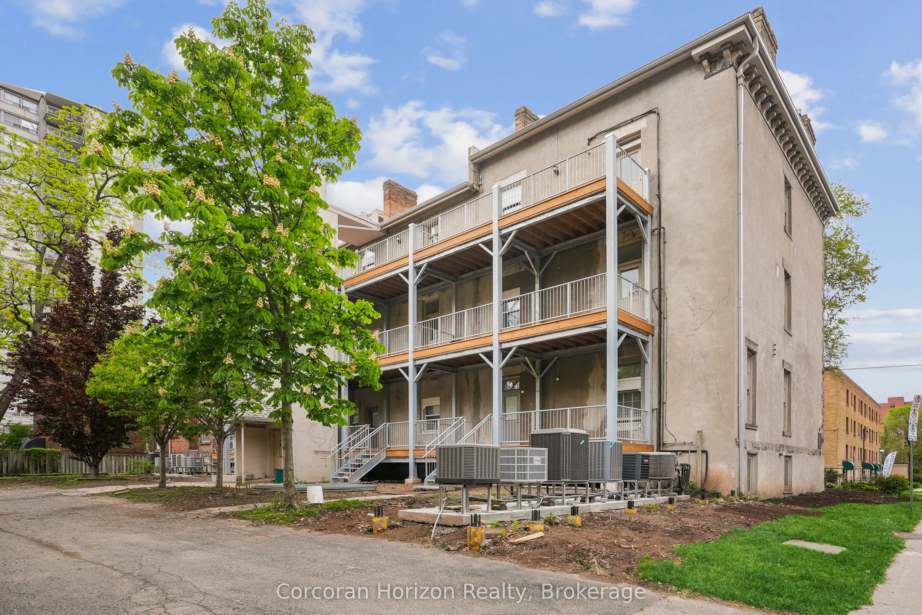 35 Duke Street, #2