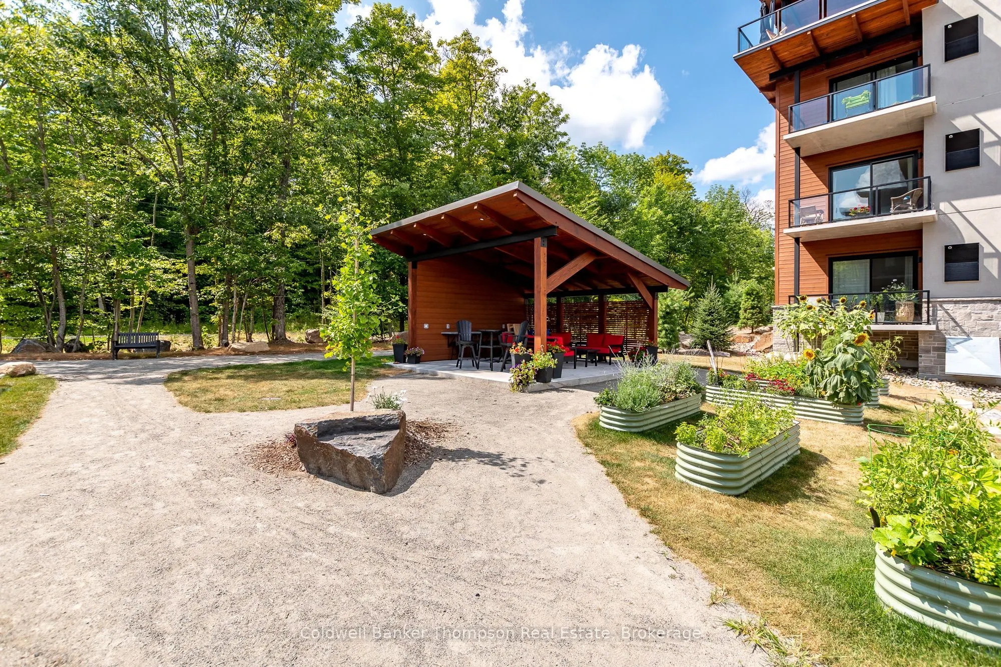 18 Campus Trail, #207